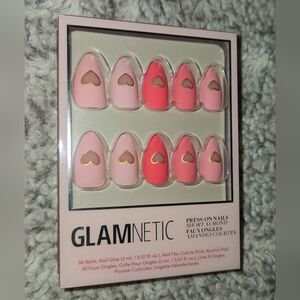 GLAMNETIC Matte in Love Short Almond Press-On Nails Pink & Coral Gold Heart